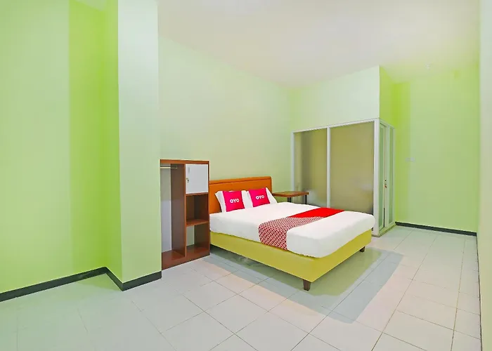 Oyo 91351 87 Hotel 2*